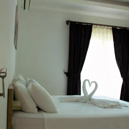 Otel Lidya