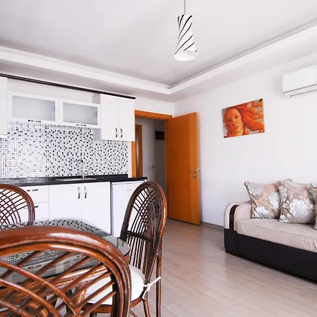 Lidya Hotel