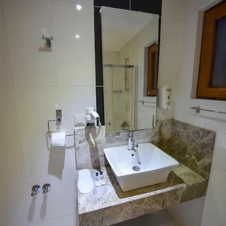 Lidya Hotel